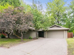 8835 SW Bomar Ct, Tigard, OR 97223