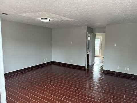 1st image of 168 S Killarney Ln APT 1