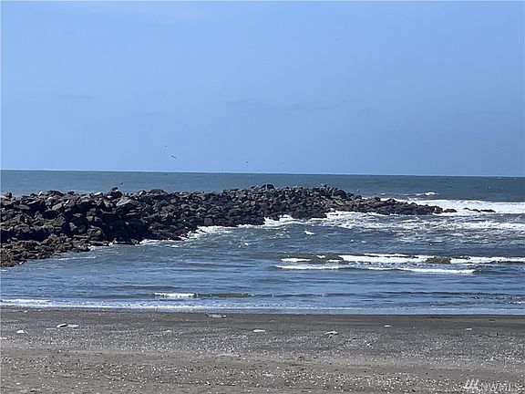 2nd image of 1335 Ocean Shores Blvd SW #53