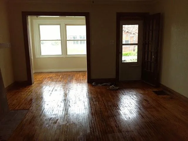 Living Rm & Sunroom