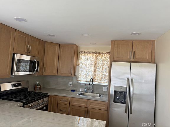 3rd image of 22914 Cantlay St