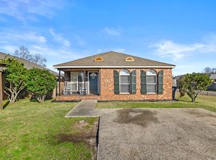 2 Venice Dr, Hattiesburg, MS 39402