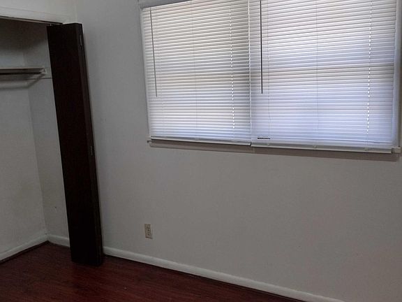 3rd image of 2204 19th Ave APT 4