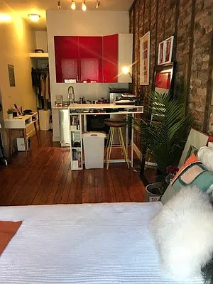 Rented by Nooklyn NYC LLC | media 26