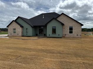 1169 Wolf Creek Dr, Blanchard, OK 73010