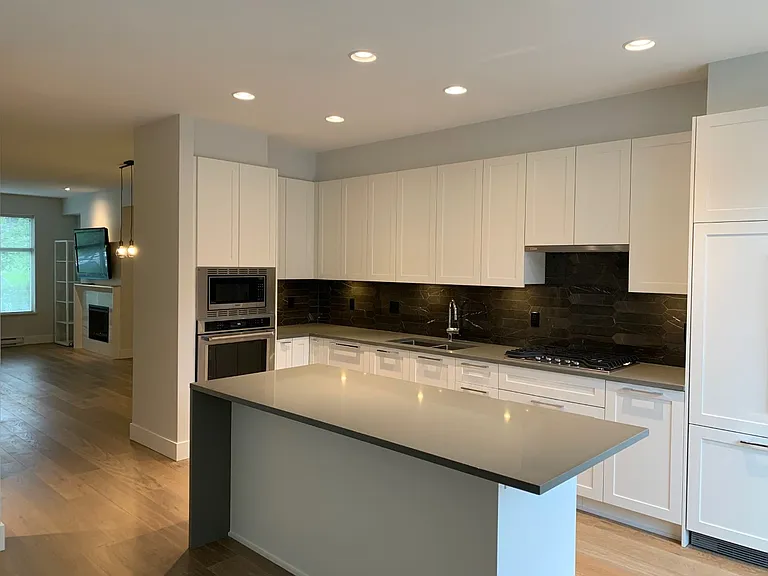 3306 Princeton Ave #4 — Photo 3