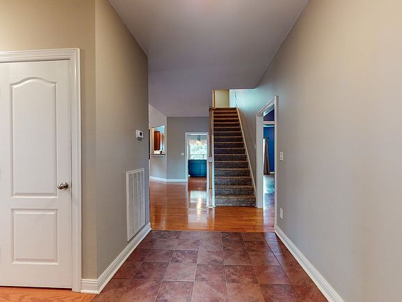 4th image of 6217 Rivervalley Dr