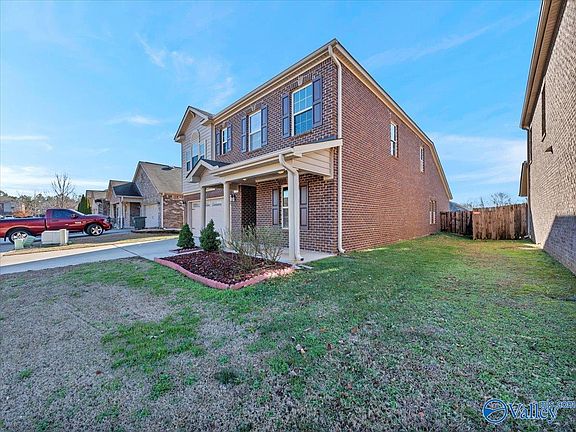 2nd image of 611 Cove Water Ln NW