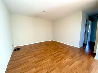 237 Montecito Ave APT 14, Monterey, CA 93940