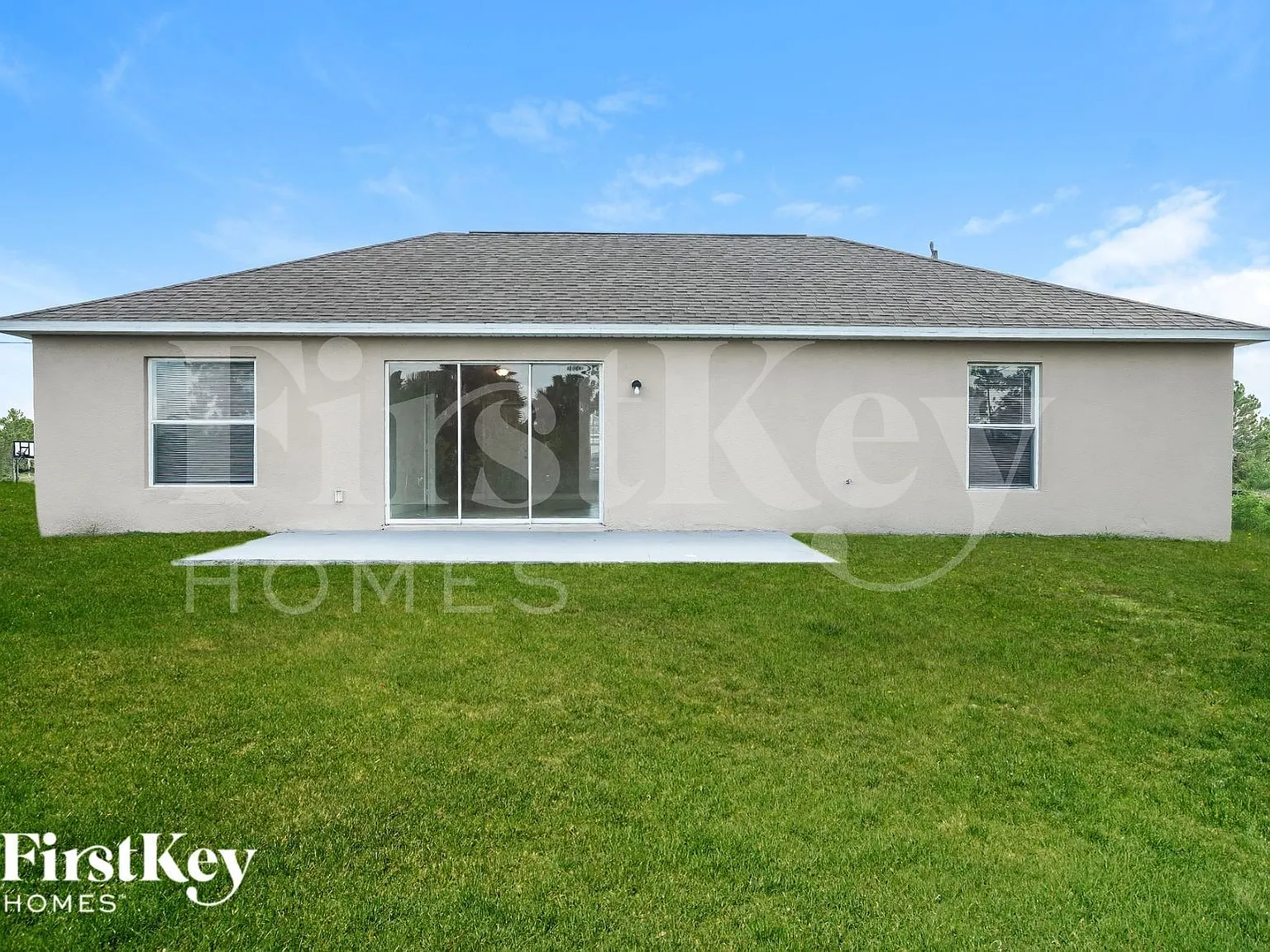3 bed, 2.0 bath, 1378 sqft, $2,105 — Photo 2