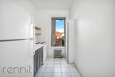 Rented by Rennit Inc.