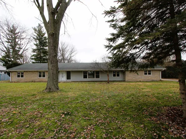 215 E Thompson St, Rensselaer, IN 47978