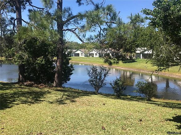 3rd image of 56 Dogwood Dr
