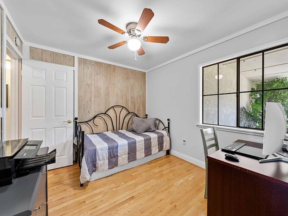 5th image of 5681 Beaver Ln