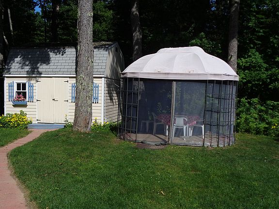 Shed and Screenhouse