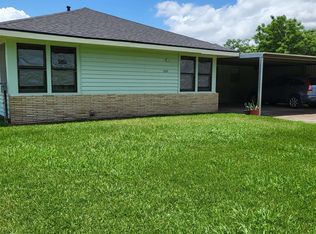 5221 Doyle Ave, Groves, TX 77619