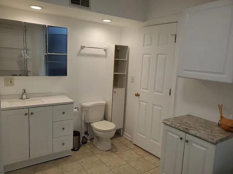 3407 N Paulina St #2 — Photo 7