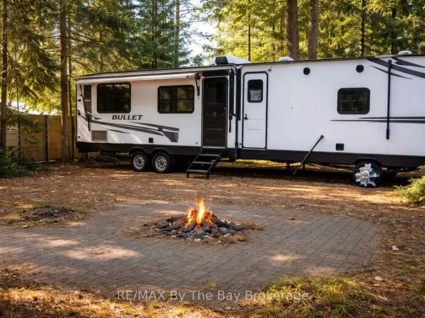 85 Theme Park Dr #133, Wasaga Beach, ON L9Z 1X7