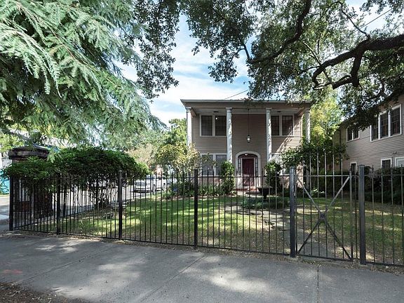 2nd image of 3383 Esplanade Ave
