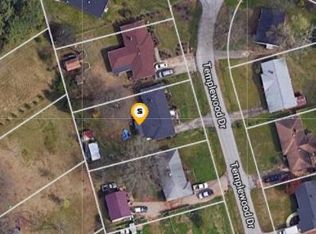 9 Templewood Dr, Greenville, SC 29611