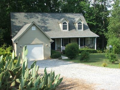 221 Shamrock Ct, Huddleston, VA, 24104