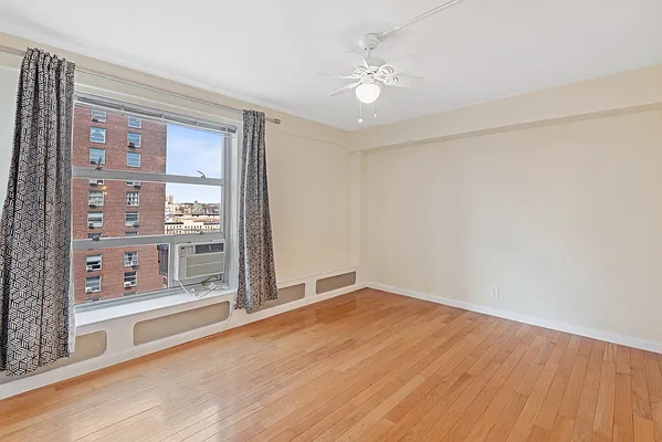 Sold by Corcoran | media 6