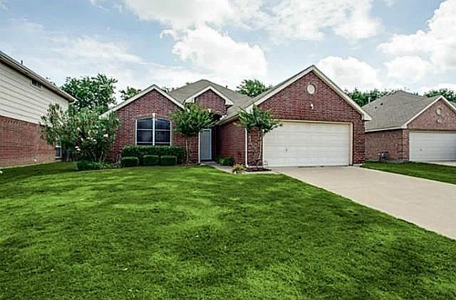 1st image of 244 Cotton Wood Ct