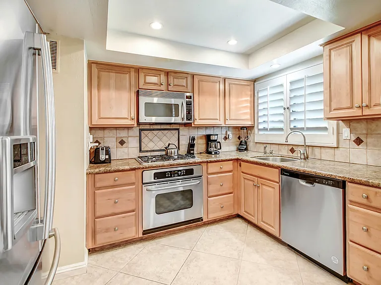 75285 Pino Dr — Photo 6