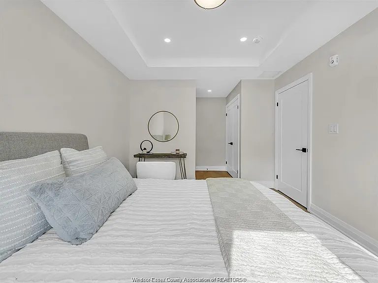11646 Tecumseh Rd E #503 — Photo 16