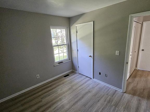 5th image of 1496 Wingate Blvd