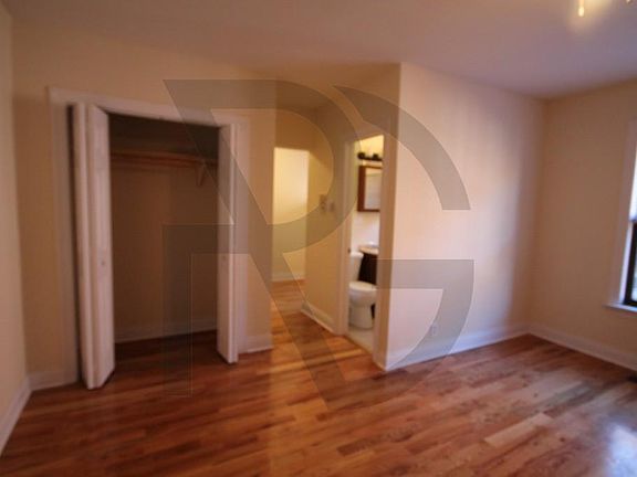 2nd image of 2900 N Mildred Ave #A2900b3