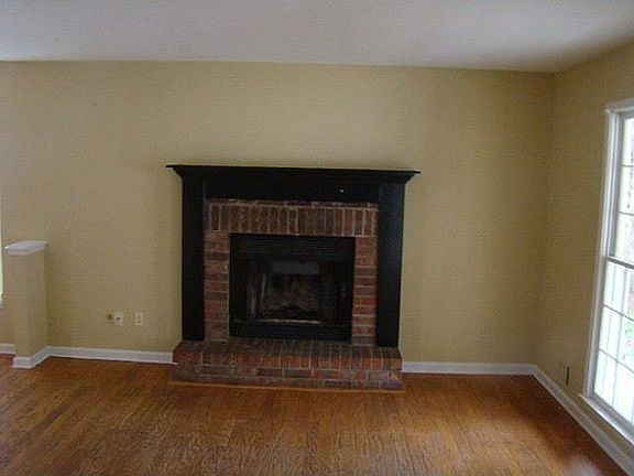 3rd image of 1451 Brooks Water Ln