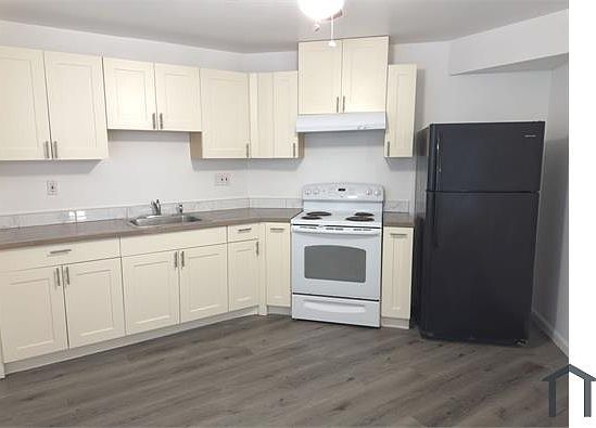 3rd image of 2336 Fruitvale Ave #1