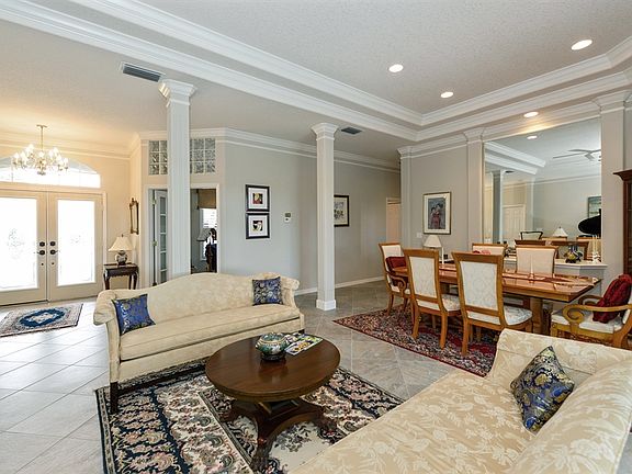 Elegant Living~Dining~Foyer!