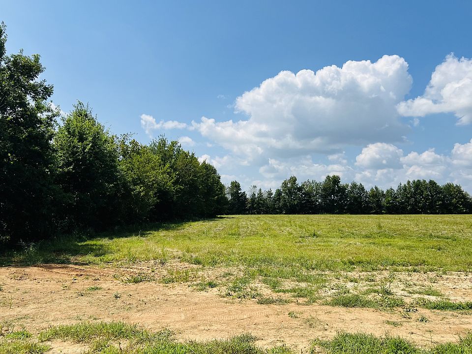 2nd image of 349 Woods Rd Lot 1