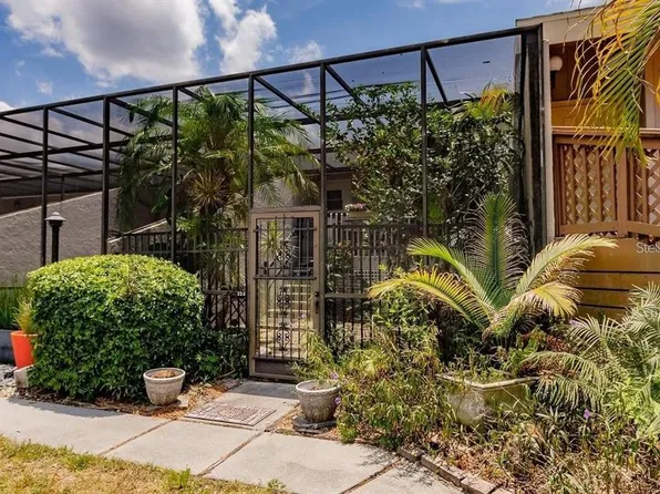 323 Bobby Jones Rd #323, Sarasota, FL 34232