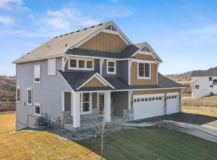 8538 157th St, Savage, MN 55378