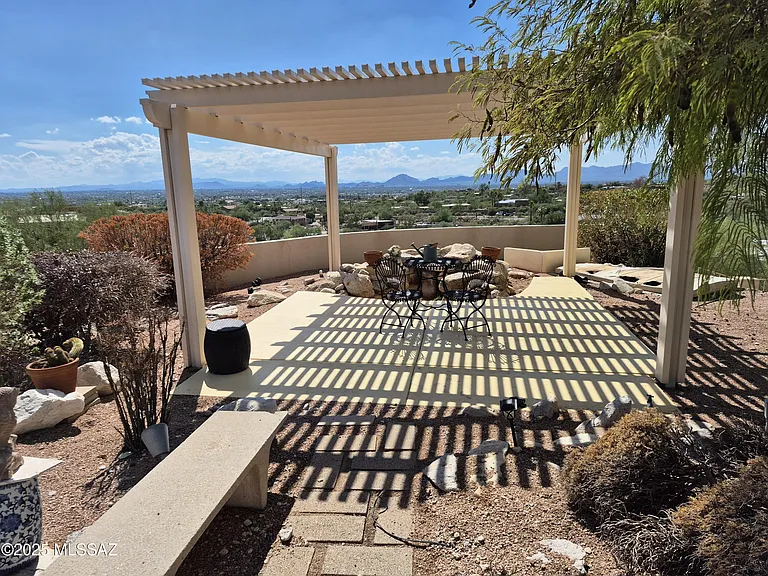 5665 E Camino Del Celador — Photo 42