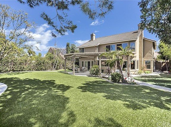 Huge pool-size lot at approx 9,700 sqft