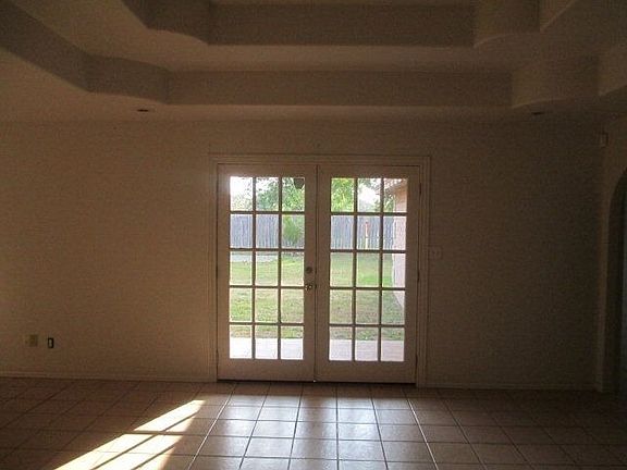 3rd image of 2211 Raquel Ct