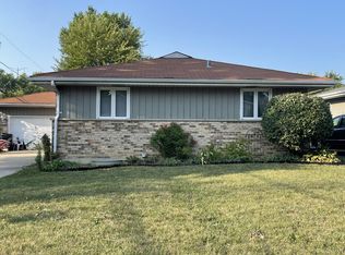 2924 Brookside Ave, Waukegan, IL 60085