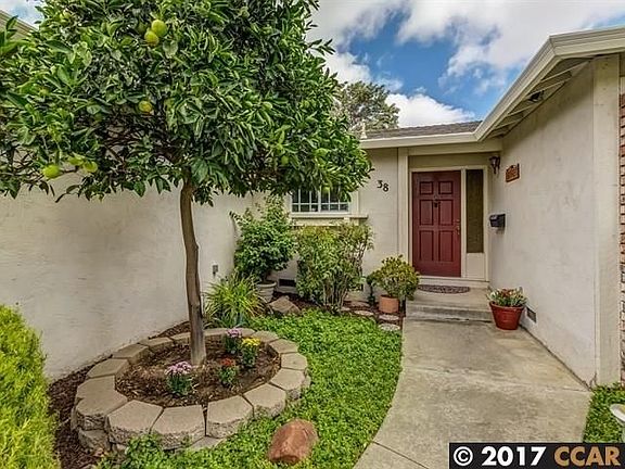 5th image of 38 Brookshire Ct
