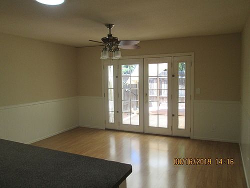 4th image of 2007 E Stearns Ave