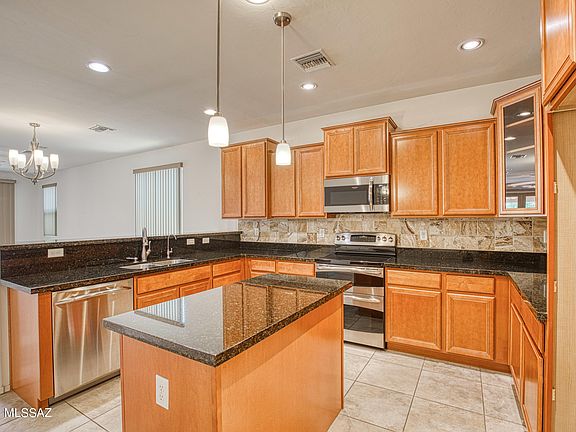 4th image of 8600 N Western Juniper Ter