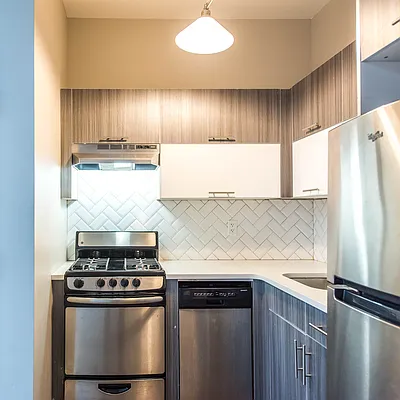 Rented by Nooklyn NYC LLC | media 52