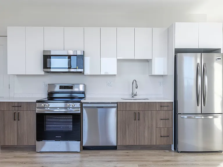 02 Harbor - Apt 502