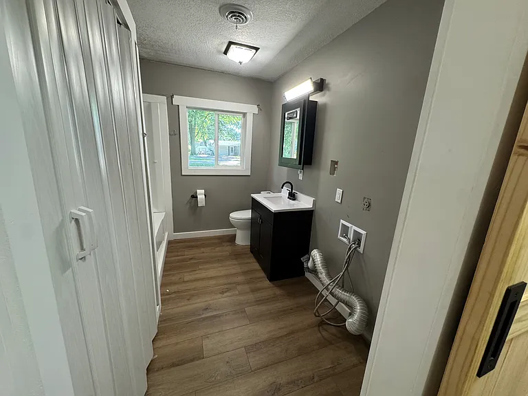 615 N Zimmer Rd — Photo 9