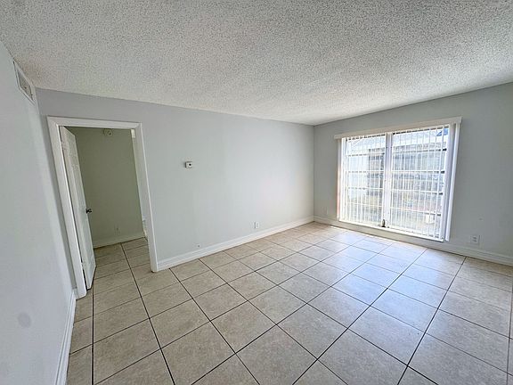 5th image of 4459 Treehouse Ln #14-F
