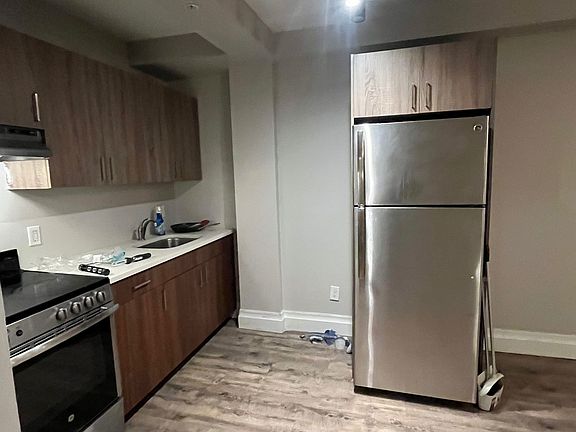 2nd image of 100 S Grove St #704