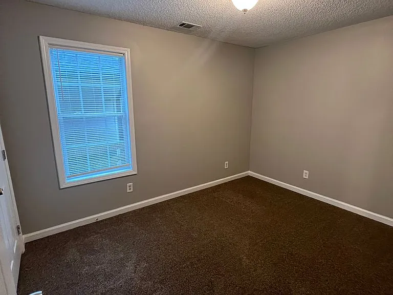 2535 Rex Ave SW — Photo 10